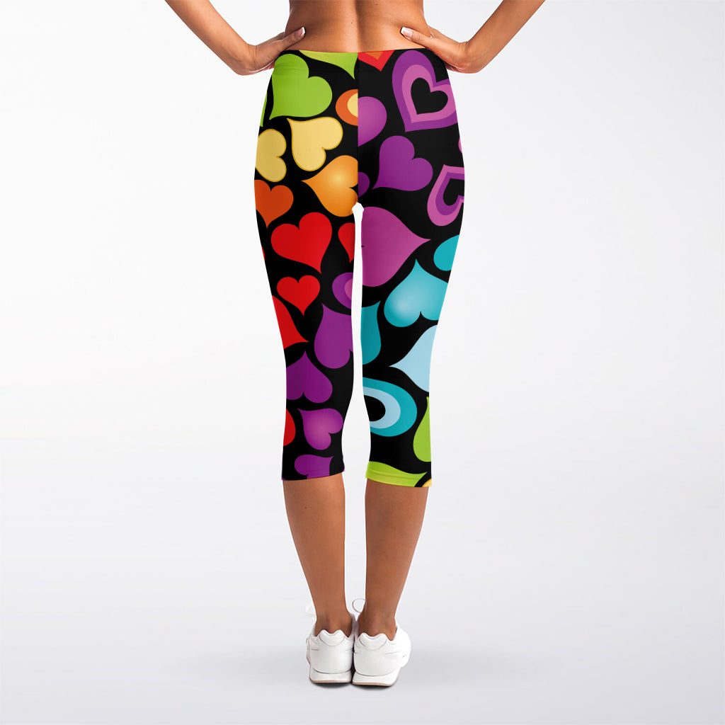Colorful Heart Wave Pattern Print Women's Capri Leggings