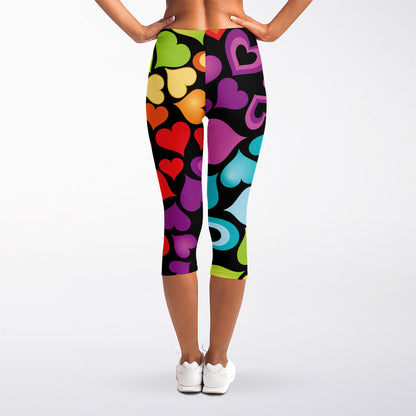 Colorful Heart Wave Pattern Print Women's Capri Leggings