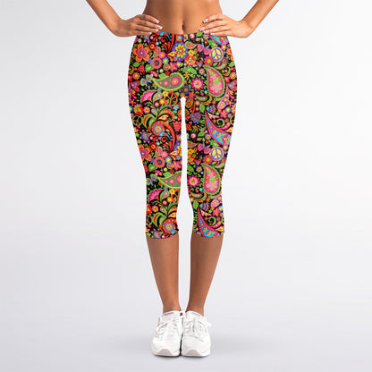Colorful Hippie Peace Signs Print Women's Capri Leggings