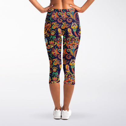 Colorful Indian Paisley Pattern Print Women's Capri Leggings