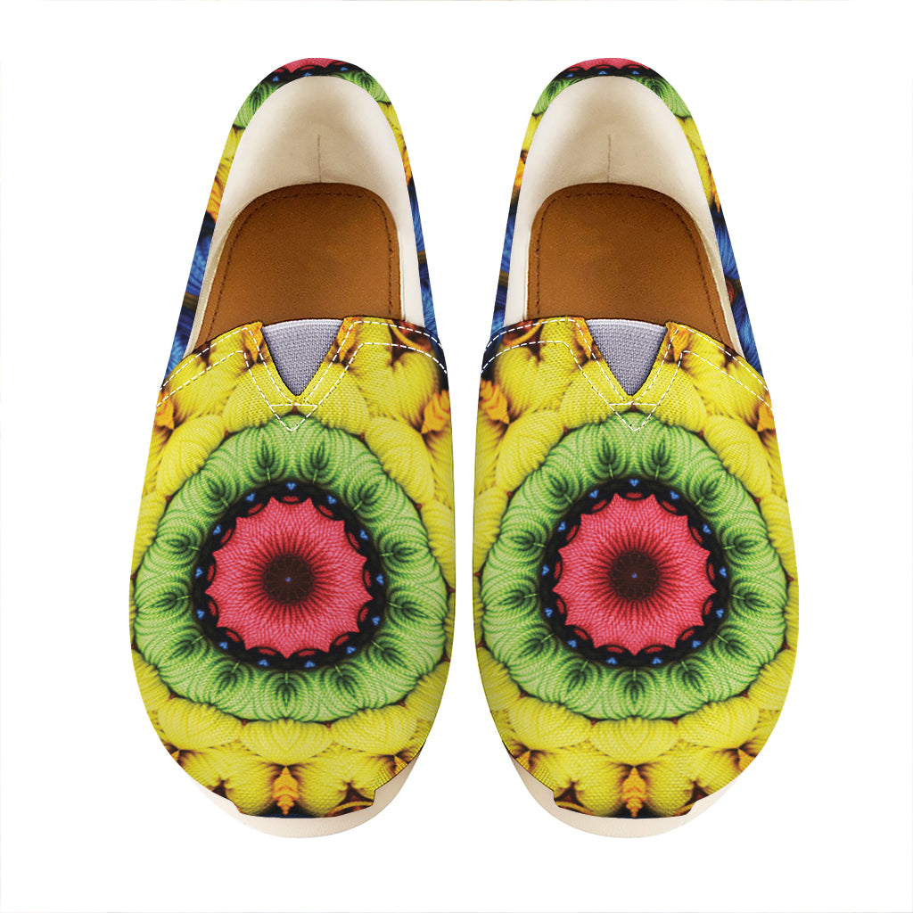 Colorful Kaleidoscope Print Casual Shoes