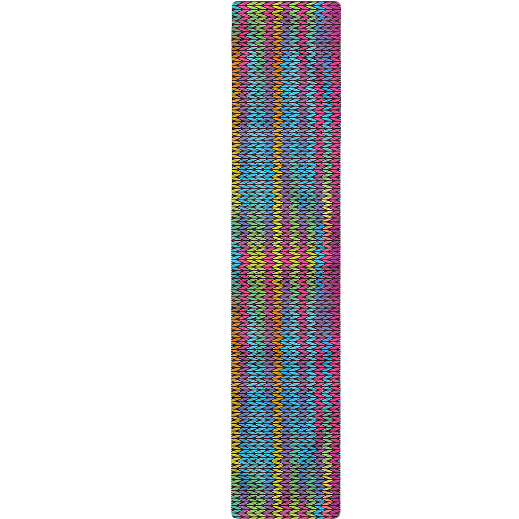 Colorful Knitted Pattern Print Table Runner