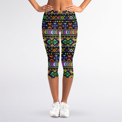 Colorful Native Navajo Tribal Print Women's Capri Leggings