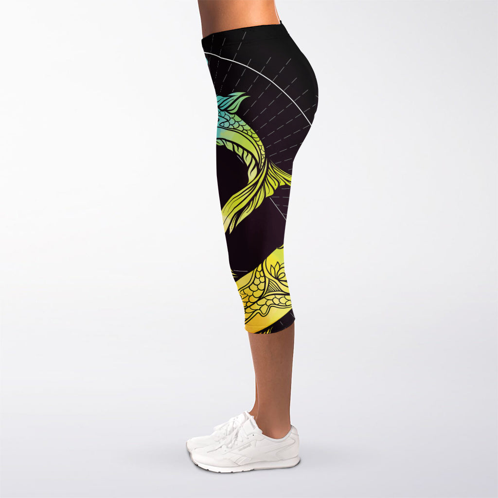 Colorful Pisces Sign Print Women's Capri Leggings