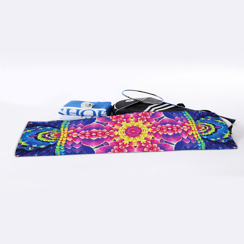 Colorful Psychedelic Kaleidoscope Print Sports Towel