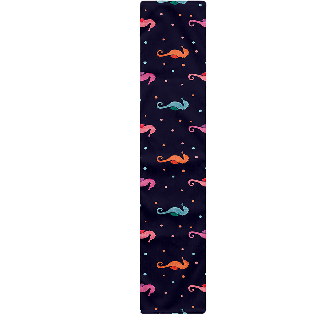 Colorful Seahorse Pattern Print Table Runner
