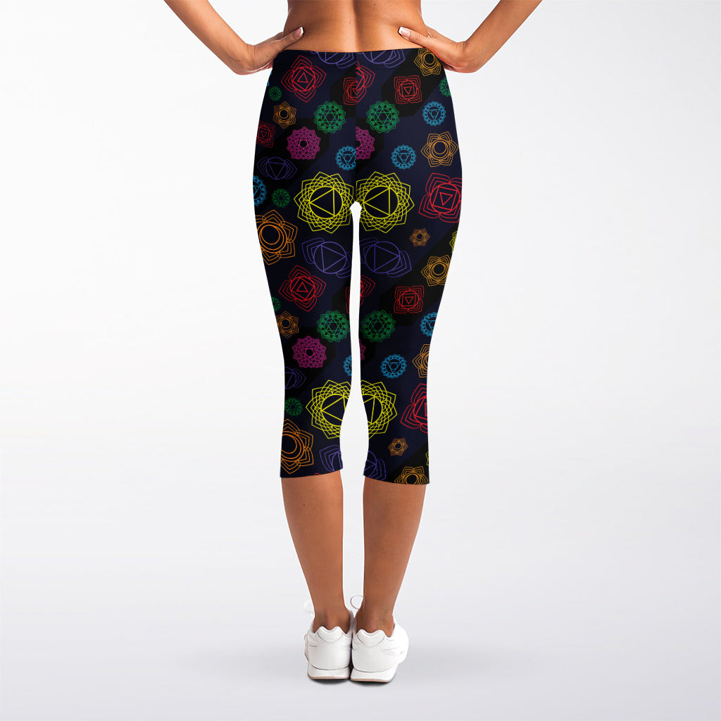 Colorful Seven Chakras Pattern Print Women's Capri Leggings