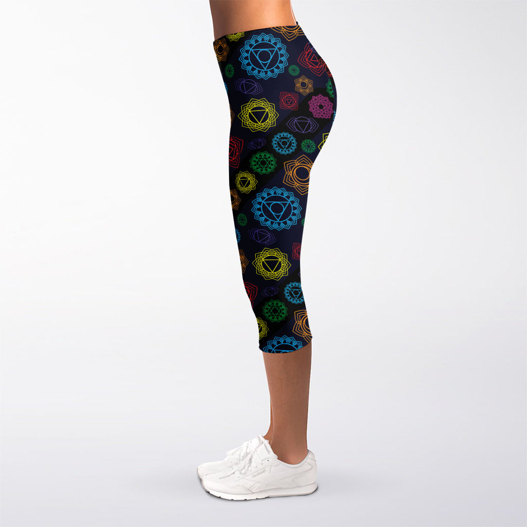 Colorful Seven Chakras Pattern Print Women's Capri Leggings