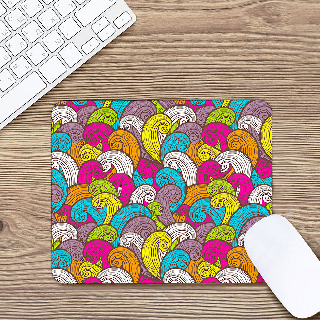 Colorful Surfing Wave Pattern Print Mouse Pad