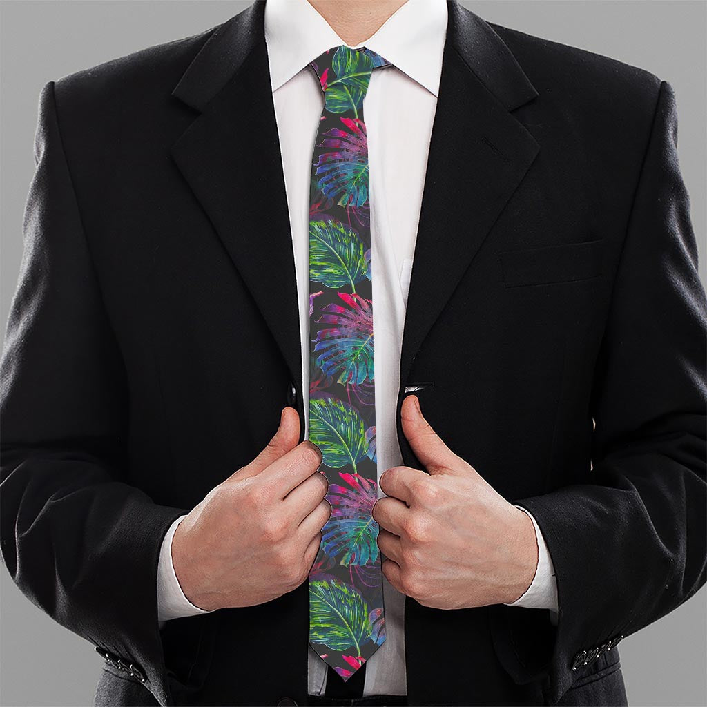 Colorful Tropical Leaves Pattern Print Necktie