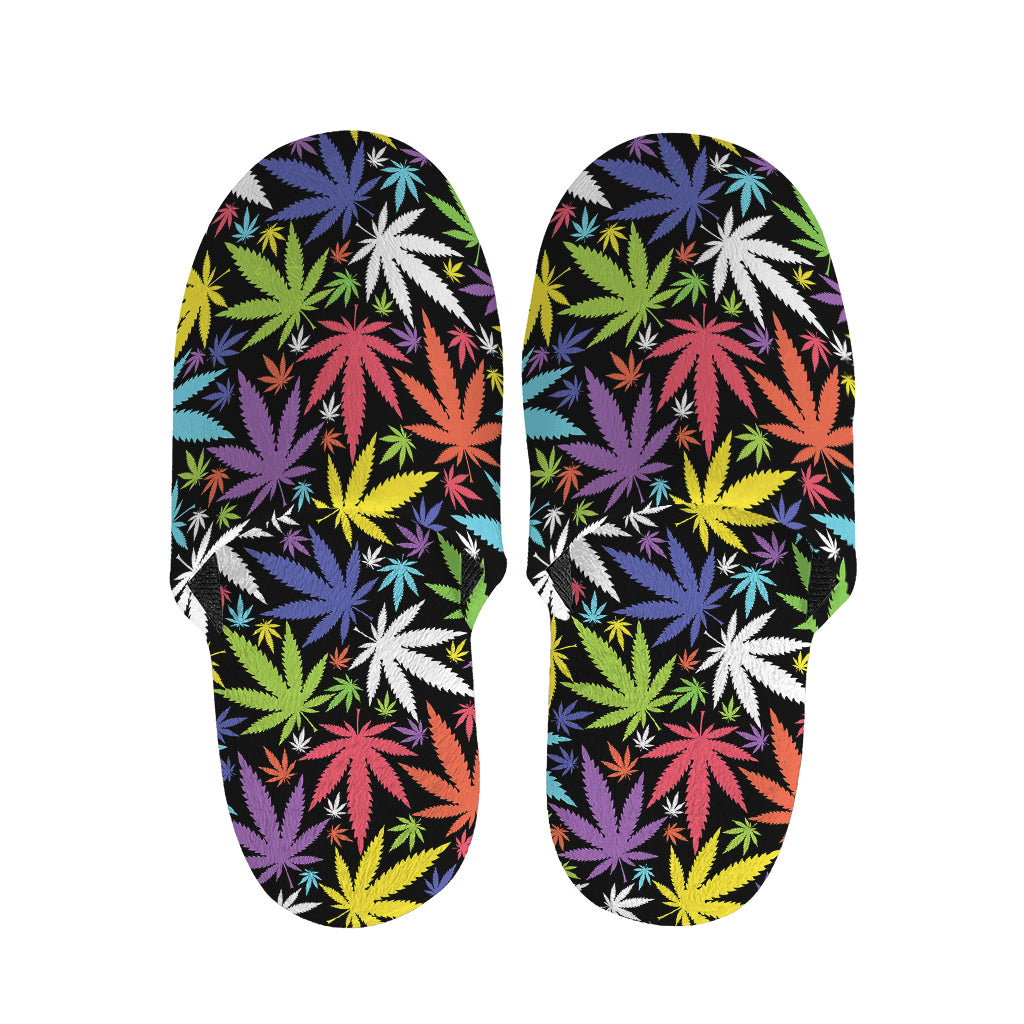 Colorful Weed Leaf Pattern Print Slippers
