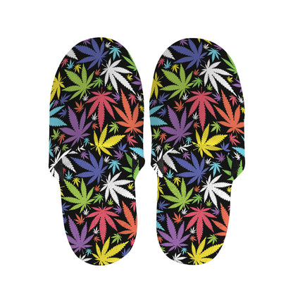Colorful Weed Leaf Pattern Print Slippers
