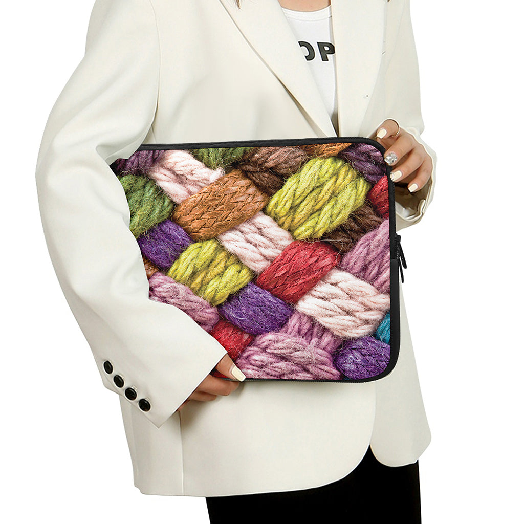 Colorful Wool Yarns Print Laptop Sleeve