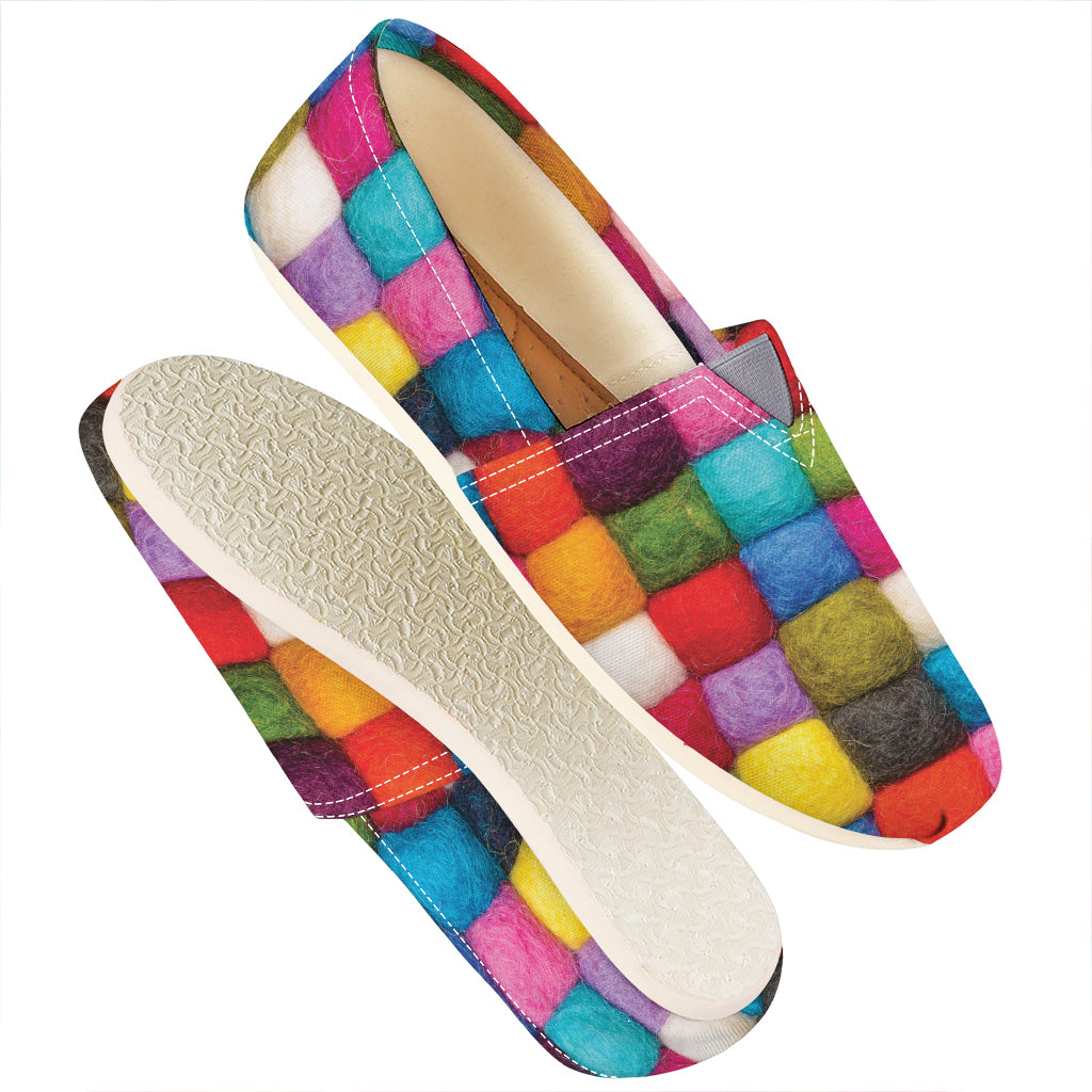 Colorful Yarn Balls Print Casual Shoes