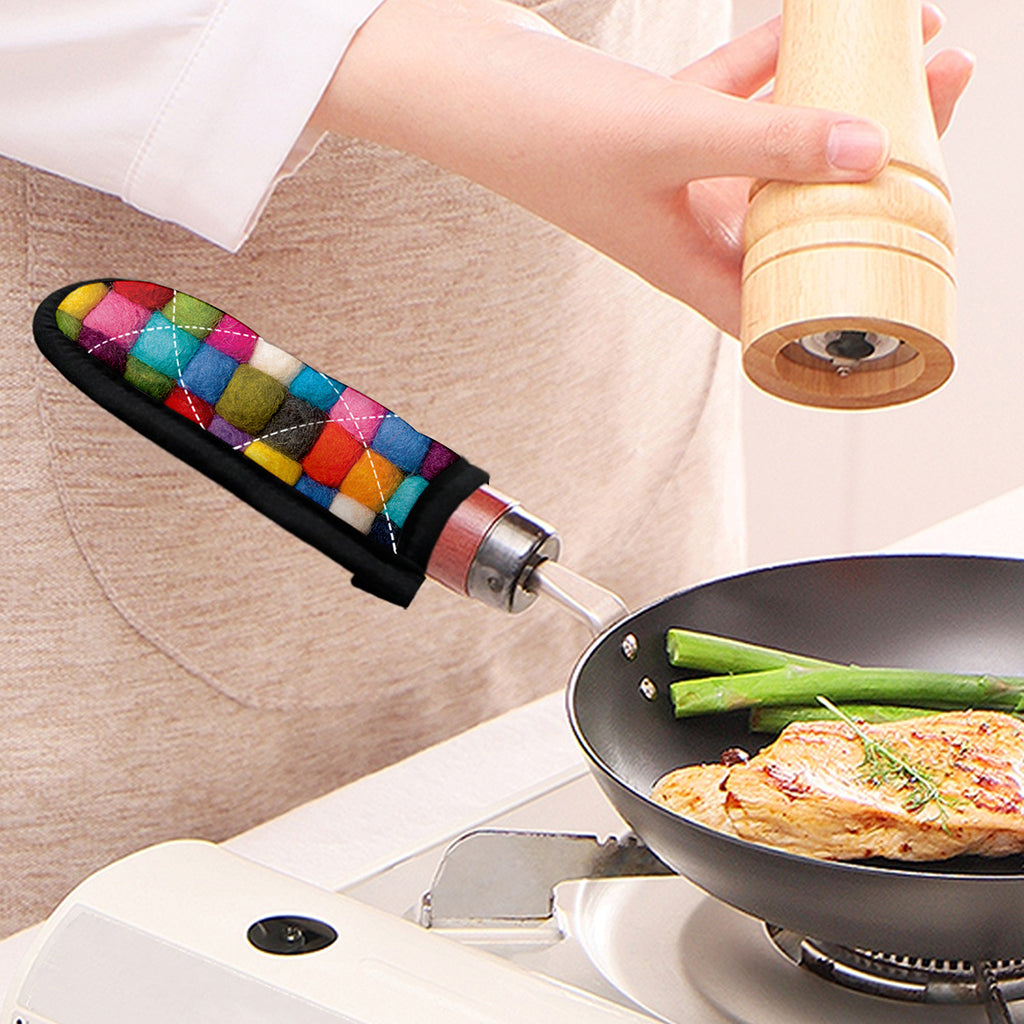 Colorful Yarn Balls Print Skillet Handle Cover