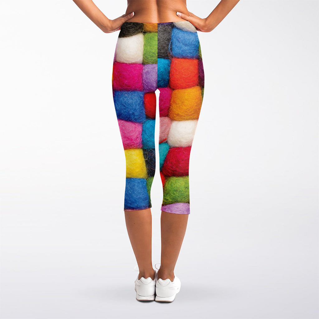 Colorful Yarn Balls Print Women's Capri Leggings