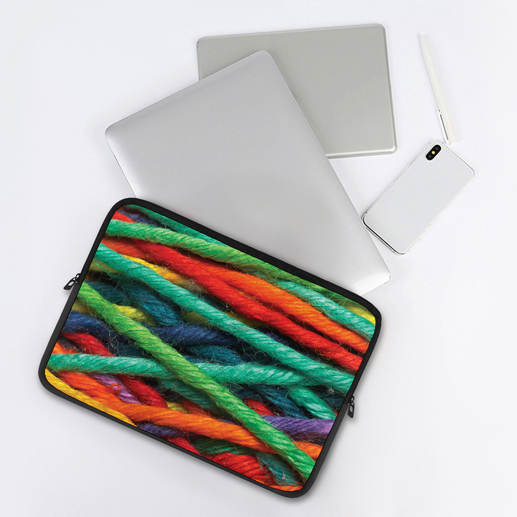 Colorful Yarn Print Laptop Sleeve