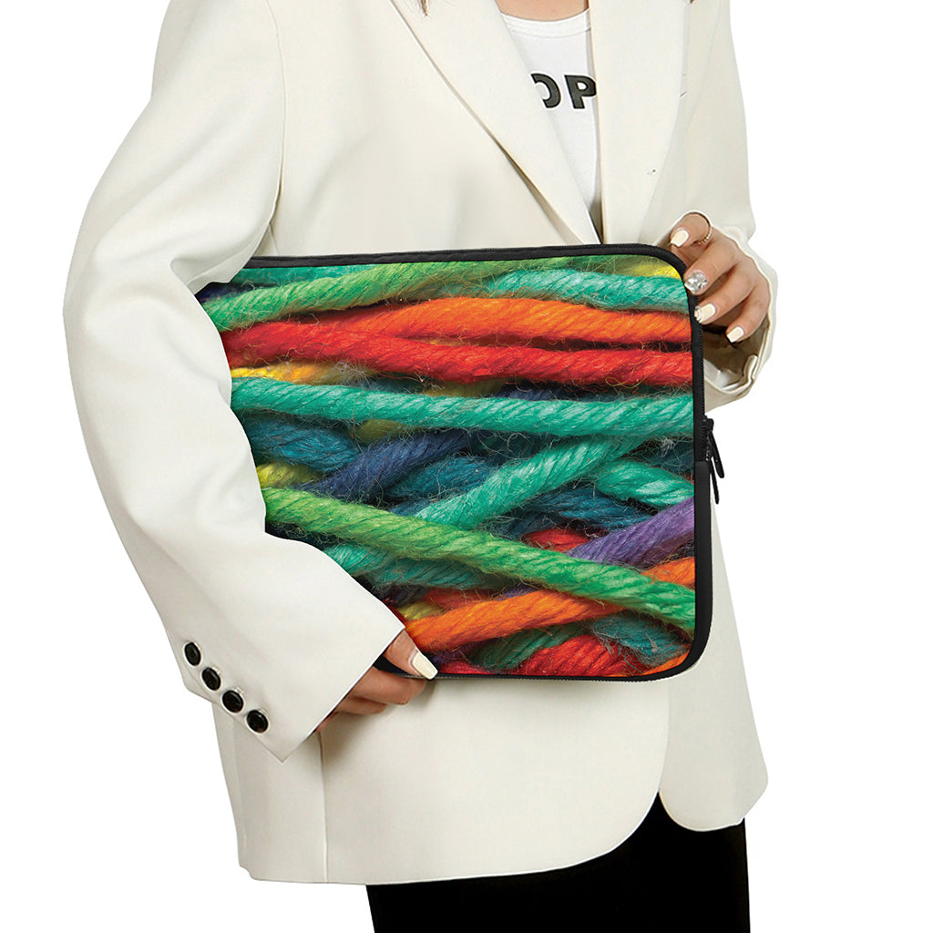 Colorful Yarn Print Laptop Sleeve