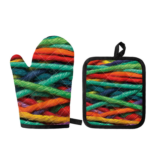 Colorful Yarn Print Oven Mitt And Pot Holder Set