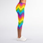 Colorful Zigzag Pattern Print Women's Capri Leggings