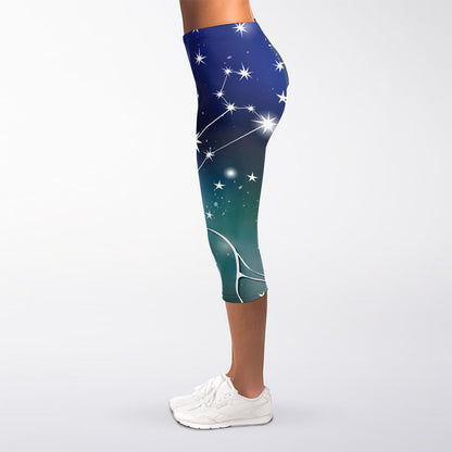 Constellation Of Leo Print Women's Capri Leggings