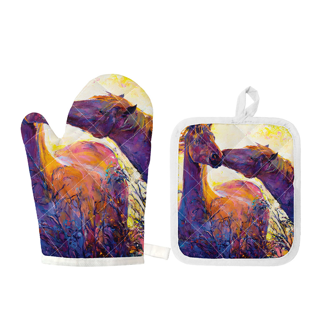Couple Horses Portrait Print Oven Mitt And Pot Holder Set