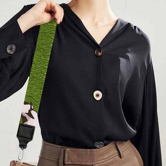 Cow On Green Grass Pattern Print Bag Strap
