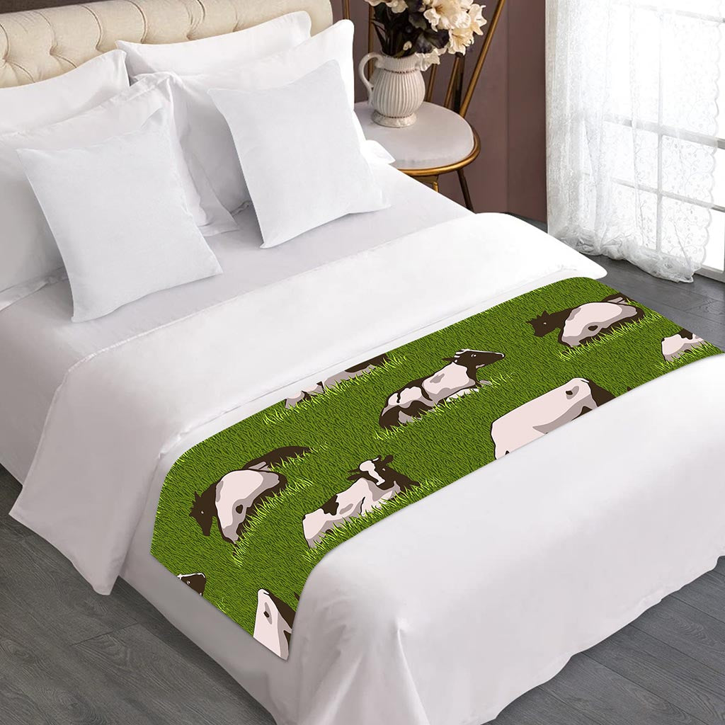 Cow On Green Grass Pattern Print Bed Runner