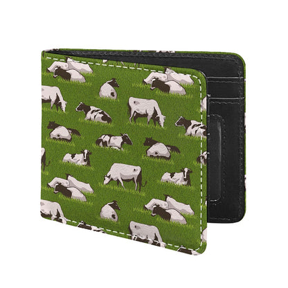 Cow On Green Grass Pattern Print Bifold Wallet