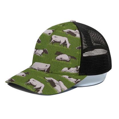 Cow On Green Grass Pattern Print Black Mesh Trucker Cap