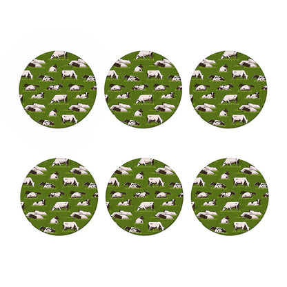 Cow On Green Grass Pattern Print Coaster Set