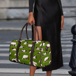 Cow On Green Grass Pattern Print Duffle Bag
