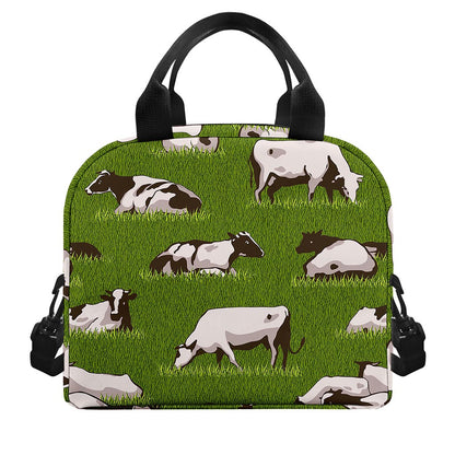 Cow On Green Grass Pattern Print Insulated Lunch Bag
