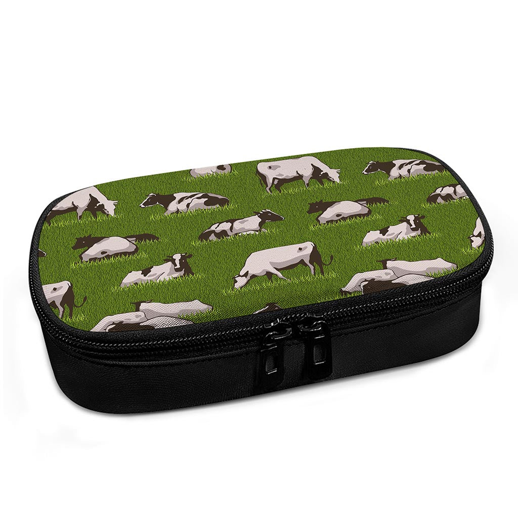 Cow On Green Grass Pattern Print Insulin Cooler Travel Case