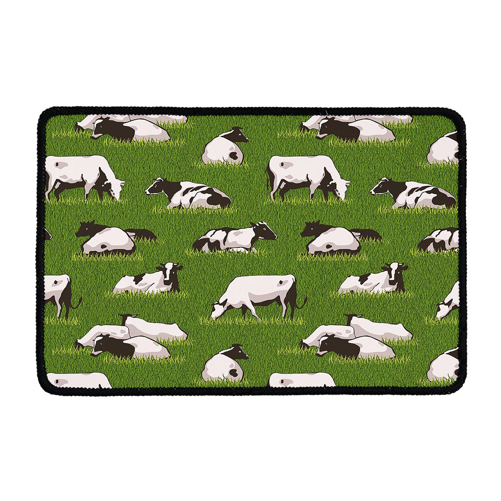 Cow On Green Grass Pattern Print Kitchen Mat