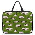 Cow On Green Grass Pattern Print Laptop Sleeve With Handle