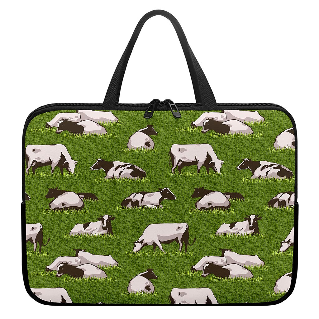 Cow On Green Grass Pattern Print Laptop Sleeve With Handle