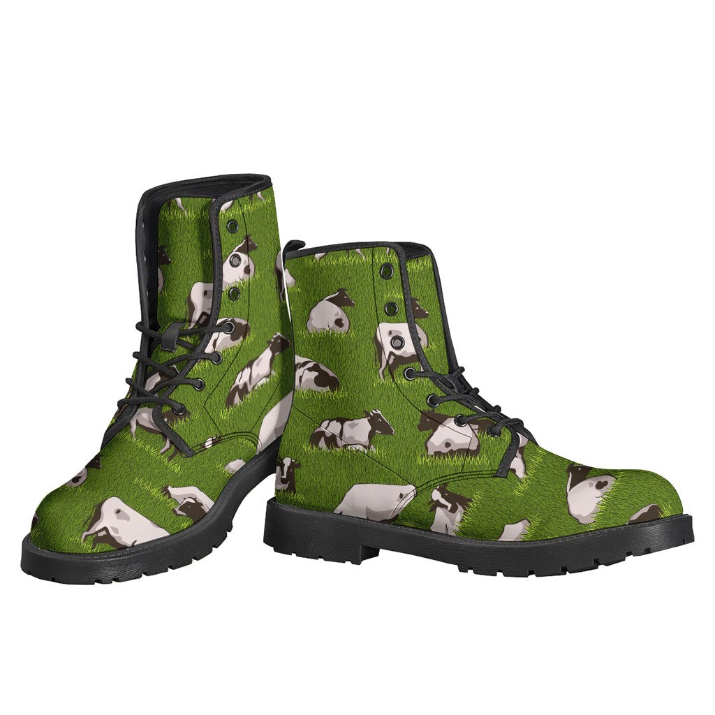 Cow On Green Grass Pattern Print Backpack
