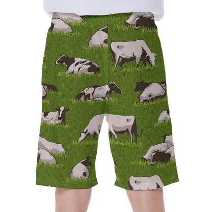Cow On Green Grass Pattern Print Men's Beach Shorts
