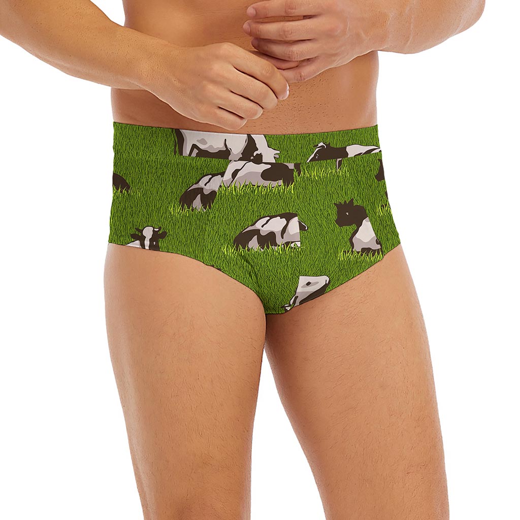 Cow On Green Grass Pattern Print Men's Briefs