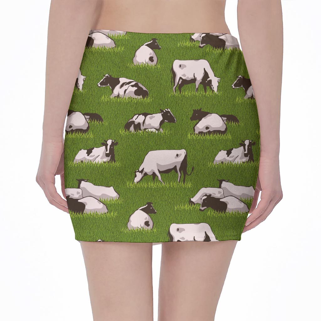 Cow On Green Grass Pattern Print Pencil Mini Skirt