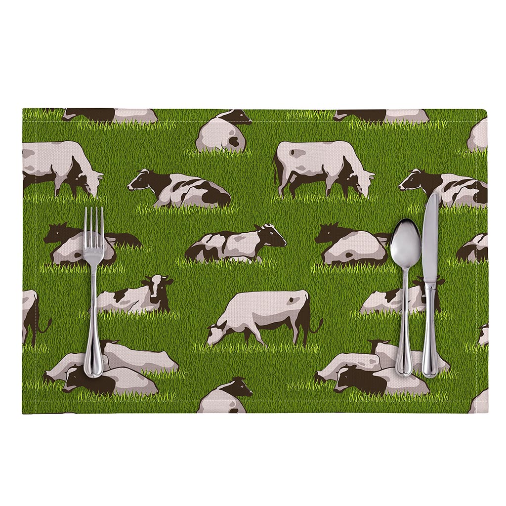 Cow On Green Grass Pattern Print Placemat