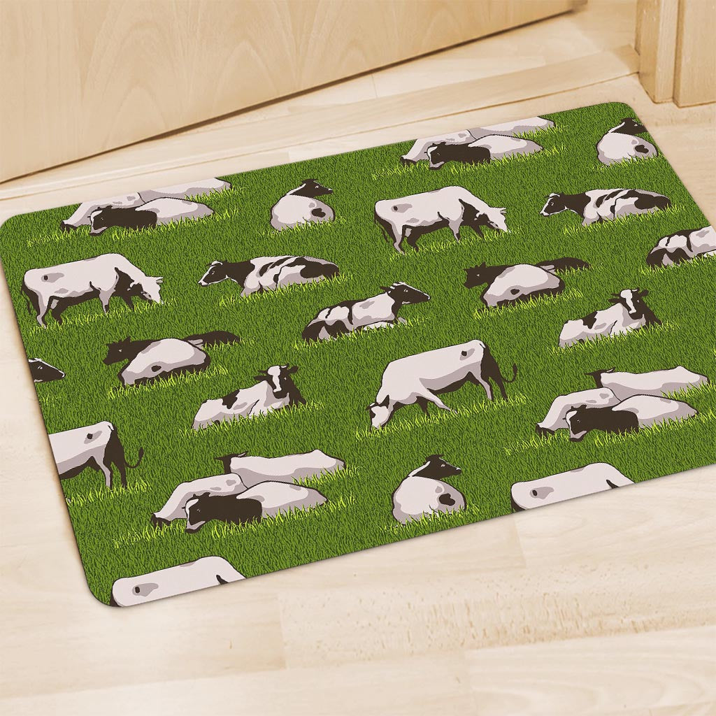 Cow On Green Grass Pattern Print Polyester Doormat