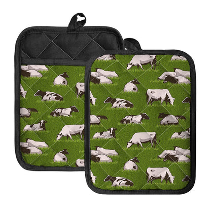 Cow On Green Grass Pattern Print Pot Holders With Pocket
