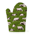 Cow On Green Grass Pattern Print Single Oven Mitt