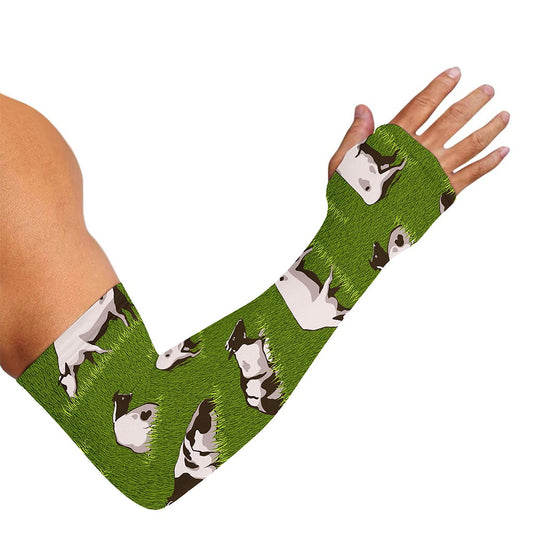 Cow On Green Grass Pattern Print Sun Protection Arm Sleeves
