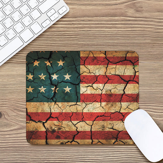 Cracked American Flag Print Mouse Pad