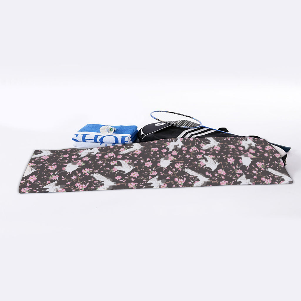 Crane Bird And Flower Pattern Print Sports Towel