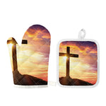 Crucifixion Of Jesus Christ Print Oven Mitt And Pot Holder Set