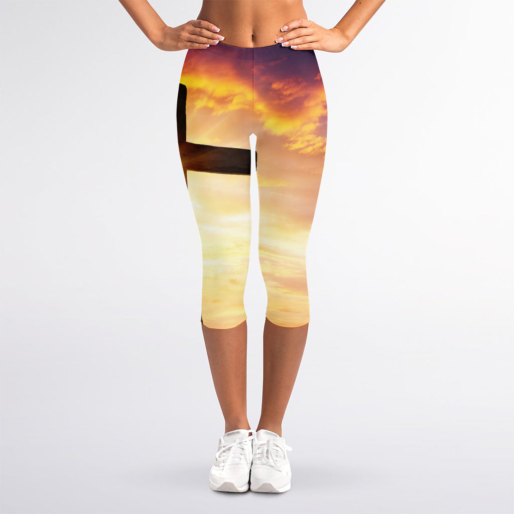 Crucifixion Of Jesus Christ Print Women's Capri Leggings